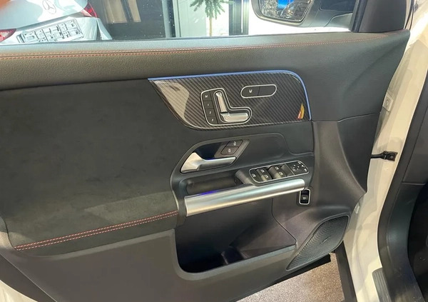 Mercedes-Benz GLA cena 299000 przebieg: 5, rok produkcji 2023 z Szczekociny małe 67